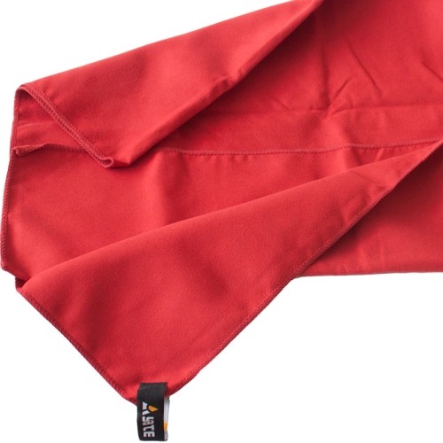 Turystyczny sportowy ręcznik szybkoschnący z mikrofibry Yate L - 60x90 cm, czerwony
