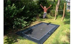 EXIT Dynamiczna trampolina sportowa naziemna 305x519cm - czarna