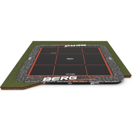 BERG SPORTS Ultim Pro Bouncer FlatGround 5x5