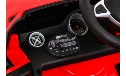 Pojazd Mercedes BENZ SLC300