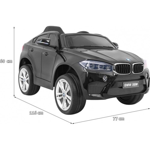 Pojazd BMW X6M lakierowany na czarno