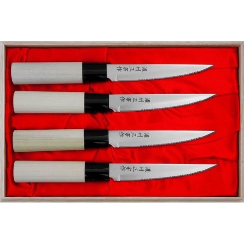 Set of 4 Satake Megumi steak knives