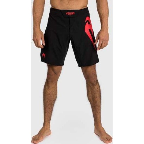 Venum Light 5.0 Fighshorts - Black/Red