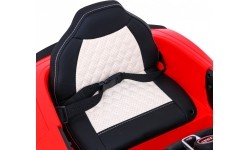 Vehicle Audi R8 LIFT Red