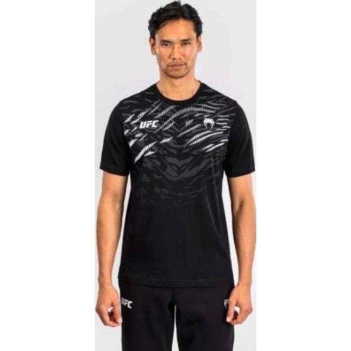 UFC Fusion by Venum Men’s Replica Short Sleeve T-Shirt - Black