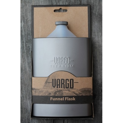 Piersiówka z lejkiem Vargo Titanium 240ml