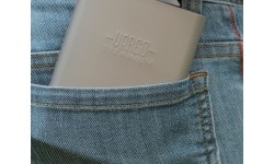 Piersiówka z lejkiem Vargo Titanium 240ml