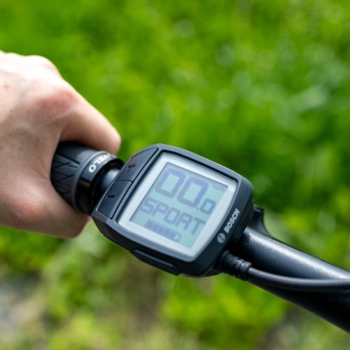 Trekkingowy rower elektryczny Levit Columba Bosch Performance 625 28"