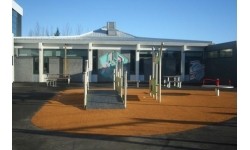 Zestaw na plac zabaw dla osób na wózkjach inwalidzkich Inter-Play Kajo 1