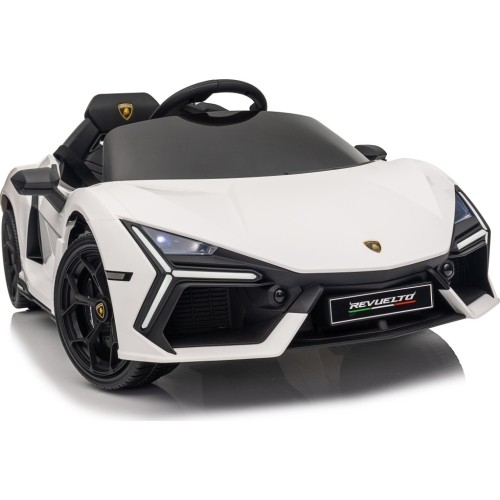Biały pojazd Lamborghini Revuelto