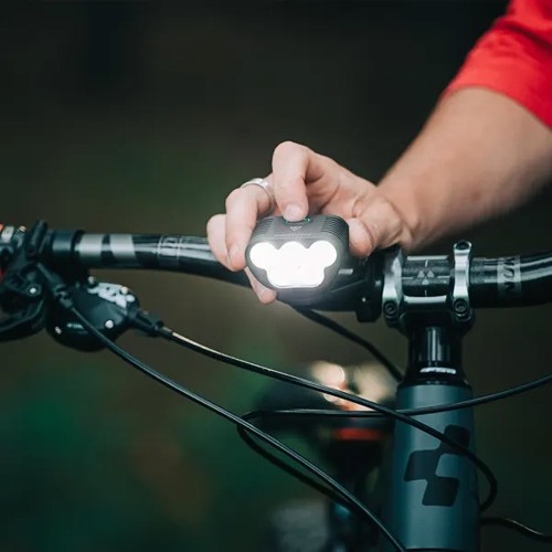 Latarka czołowa MagicShine Monteer 8000S V2.0