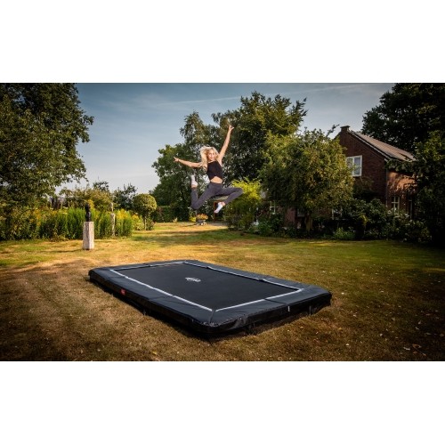 Trampolina BERG Ultim Favorit InGround - 280 cm, zielona, z siatką zabezpieczającą Comfort