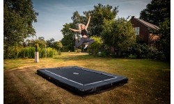 Trampolina BERG Ultim Favorit InGround - 280 cm, zielona, z siatką zabezpieczającą Comfort