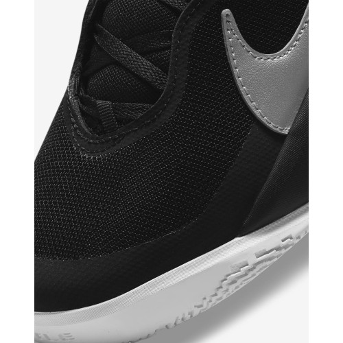 Buty do koszykówki Nike Team Hustle D 10 GS dla młodzieży, czarne CW6735 004