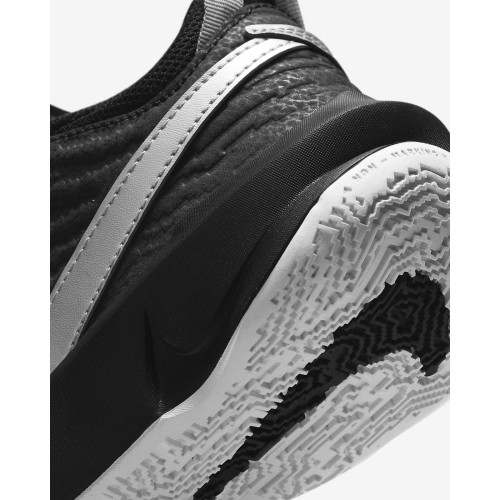 Buty do koszykówki Nike Team Hustle D 10 GS dla młodzieży, czarne CW6735 004