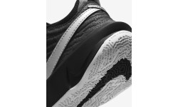 Buty do koszykówki Nike Team Hustle D 10 GS dla młodzieży, czarne CW6735 004
