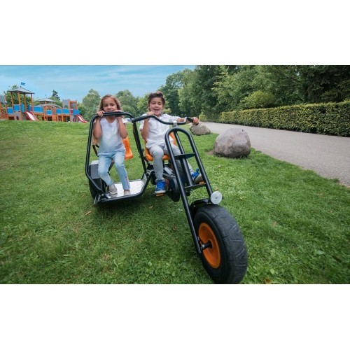 Gokart dwuosobowy na pedały dla dzieci i dorosłych BERG Duo Chopper BFR - trójkołowy