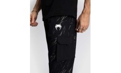 Męskie spodnie dresowe Venum Trooper - czarny/kamień piaskowy