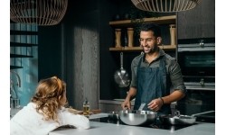Patelnia WOK ze stali nierdzewnej Skottsberg 28cm