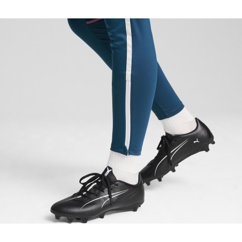 Buty piłkarskie Puma Ultra 5 Play FG/AG unisex, czarne 107689 02