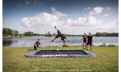 BERG SPORTS Ultim Pro Bouncer FlatGround 5x5