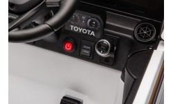 Pojazd Toyota Land Cruiser PRADO Biały