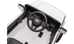 Pojazd Toyota Land Cruiser PRADO Biały
