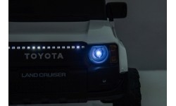 Pojazd Toyota Land Cruiser PRADO Biały