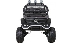 Pojazd Mercedes BENZ UNIMOG Czarny