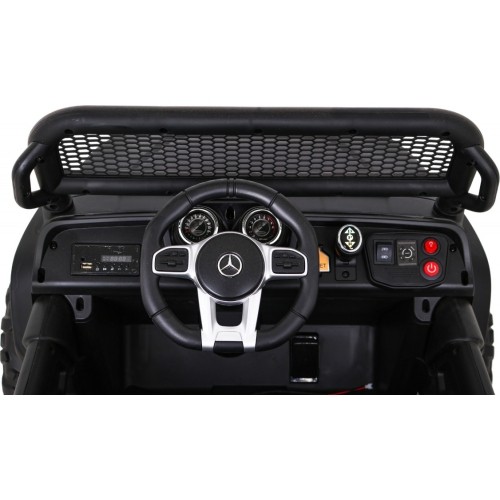 Pojazd Mercedes BENZ UNIMOG Czarny