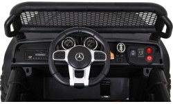 Pojazd Mercedes BENZ UNIMOG Czarny