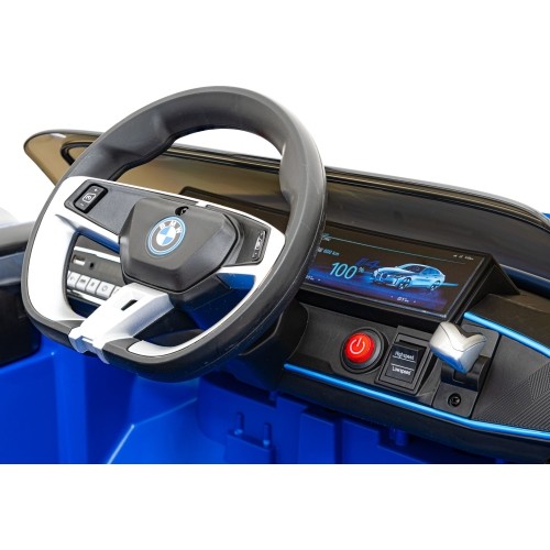 Pojazd elektryczny BMW I4 niebieski
