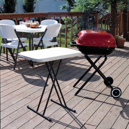 Przenośny stolik Lifetime Brisco