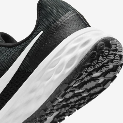 Buty młodzieżowe Nike Revolution 6 Nn Black White DD1096 003