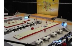 Poręcze asymetryczne turniejowe RIO – standardowa linka, uchwyt z włókna naturalnego, atest FIG