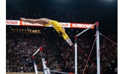 Poręcze asymetryczne turniejowe RIO – standardowa linka, uchwyt z włókna naturalnego, atest FIG
