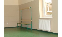 Wieszak szatniowy z pojedynczą ławką Coma-Sport IN-063 