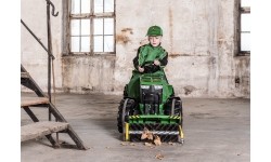 Traktor na pedały RollySweepy