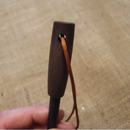Podpałka JuBö Buschcraft Firesteel Oak