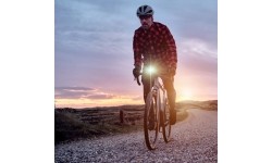 Latarka czołowa Sigma Buster 400 USB