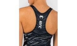 Koszulka UFC Fusion by Venum Authentic Fight Night Women's Fitted Tank With Shelf Bra - Czarna
