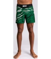 Męskie spodenki do walki UFC Fusion by Venum Authentic Fight Night - krótki krój - zielone
