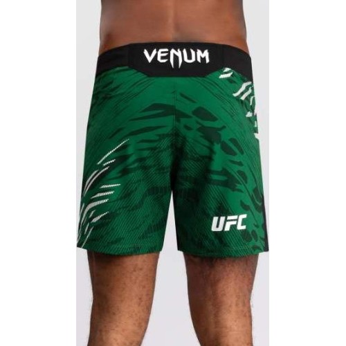 Męskie spodenki do walki UFC Fusion by Venum Authentic Fight Night - krótki krój - zielone