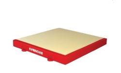 Niestandardowa mata do startów w zawodach - z wycięciami w podstawie - 210 x 200 x 20 cm