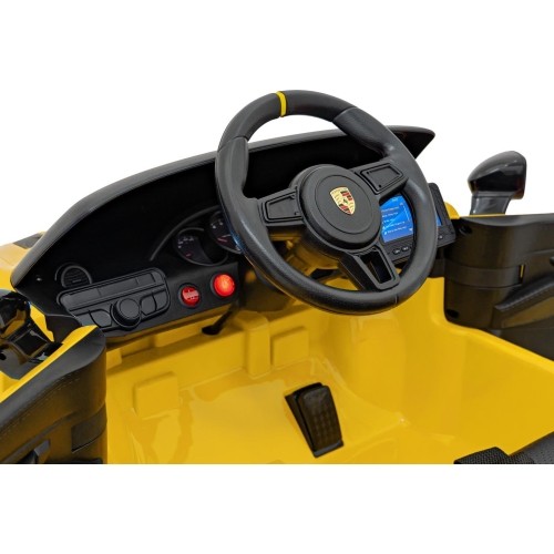 Porsche 718 vehicle Yellow MP4