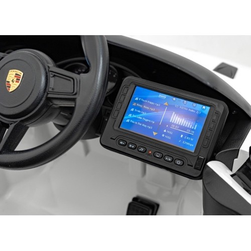 Porsche 718 vehicle White MP4