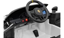 Porsche 718 vehicle White MP4