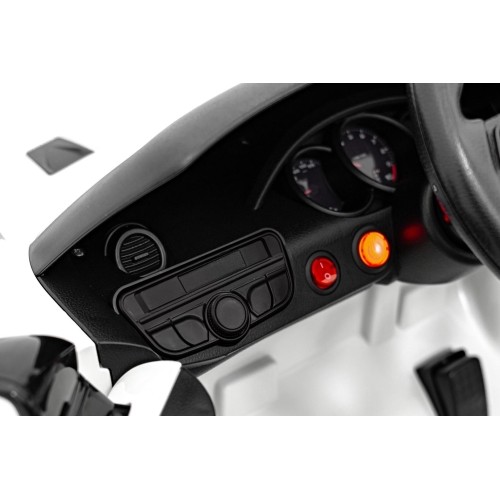 Porsche 718 vehicle White MP4
