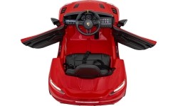 Pojazd Porsche 718 z czerwonym lakierem