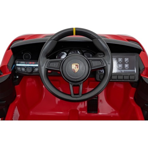 Pojazd Porsche 718 z czerwonym lakierem